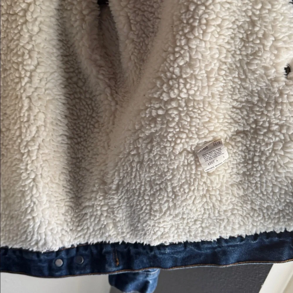 Vintage 70s Levi’s Sherpa Denim Jacket, Size 36L.
